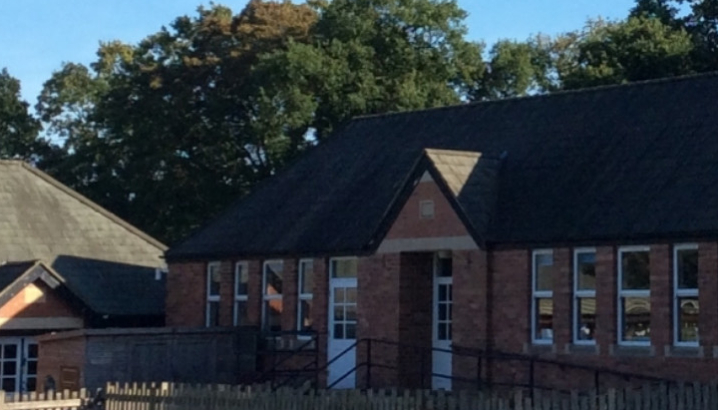 Fallibroome Learning Community Logo